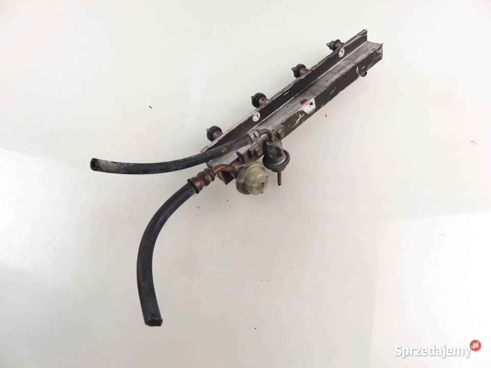 LISTWA WTRYSKOWA HONDA HRV I 16 16V D16W1 sprzedam