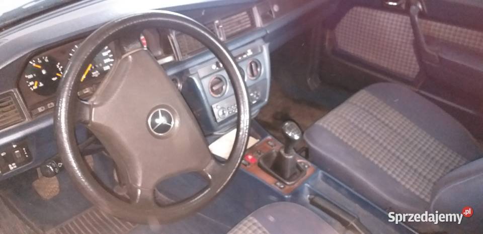 Mercedes 190E W201 radio sprzedam