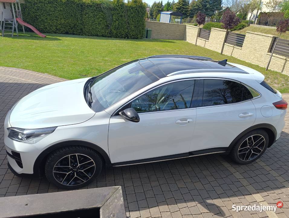 Kia xcced salon poska Trzyciąż