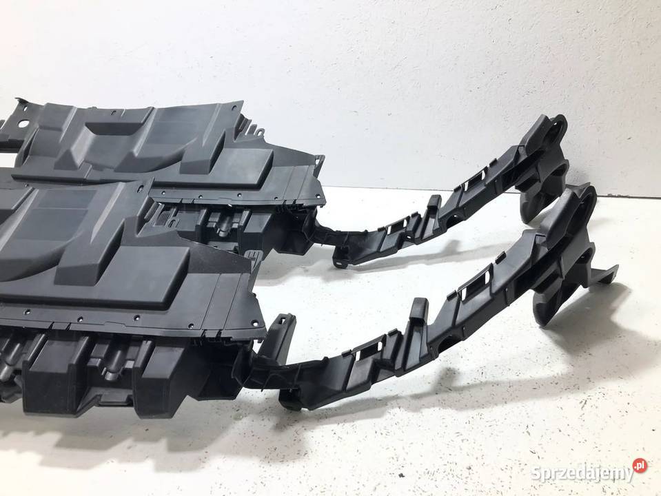 FORD FOCUS III 102014082018 LIFT NAKŁADKA OSŁONA osobowe Skarżysko-Kamienna