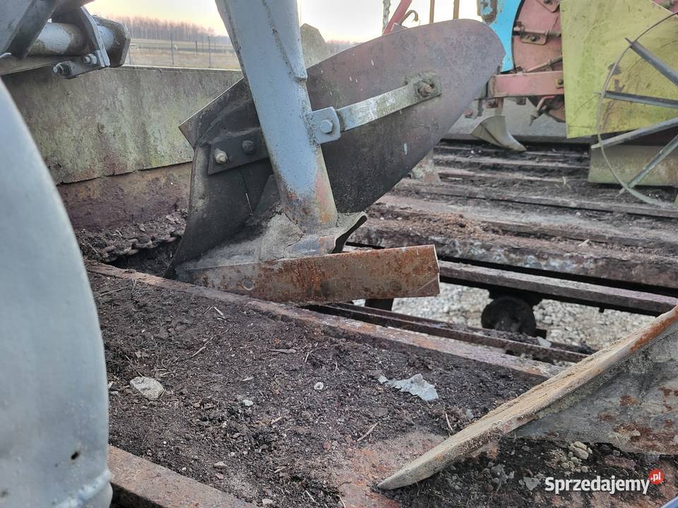 Pług 2 skibowy nieuszkodzony mazowieckie Wiskitki