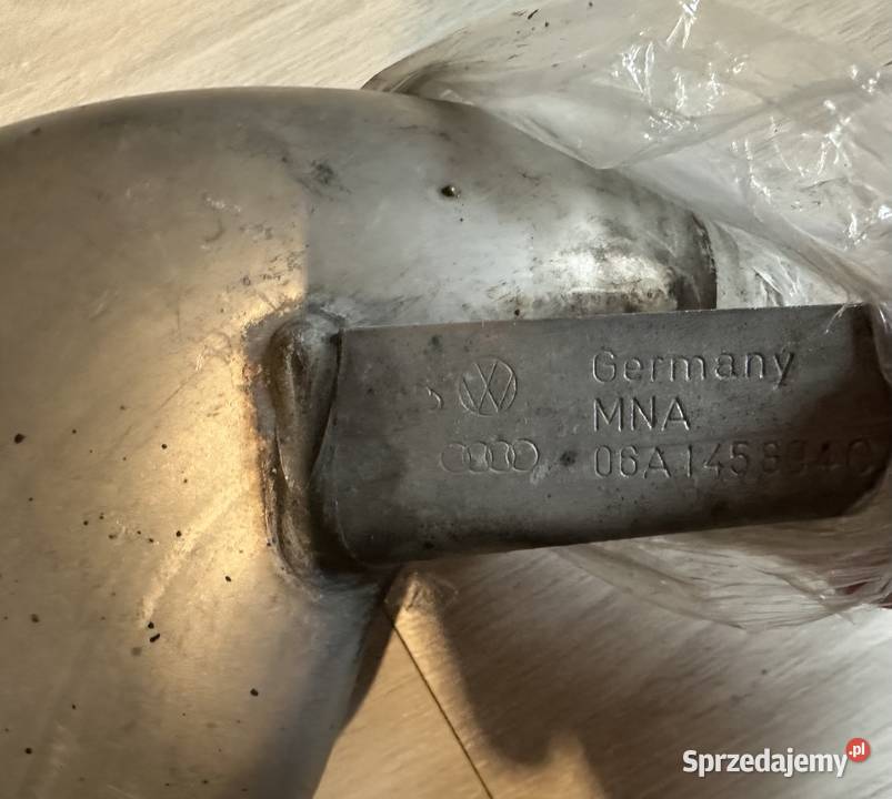 Rura powietrza dolotowa do IC 18t 06A 145 894 C