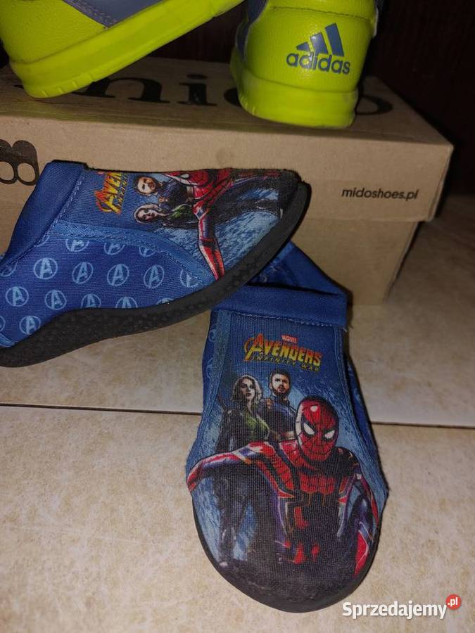 Sprzedam buty sportowe firmy adidas I kapcie Kraków