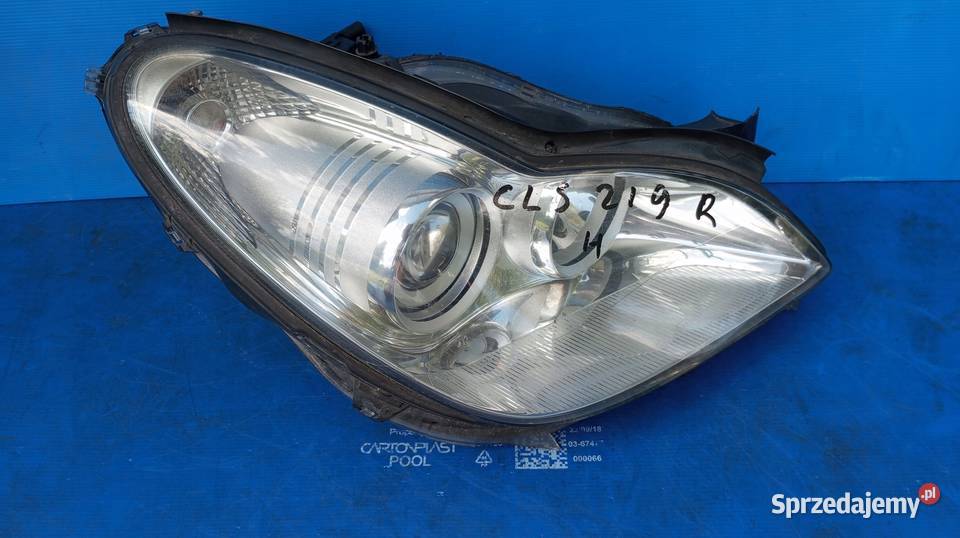 LAMPA PRAWY PRZÓD EU MERCEDES CLS W219 Nowy Tomyśl