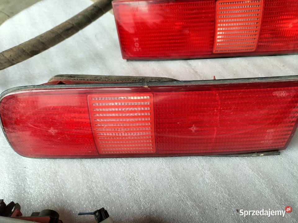 Renault Safrane LAMPA TYLNA TYŁ LEWA osobowe Oświetlenie Kamień-Kolonia sprzedam