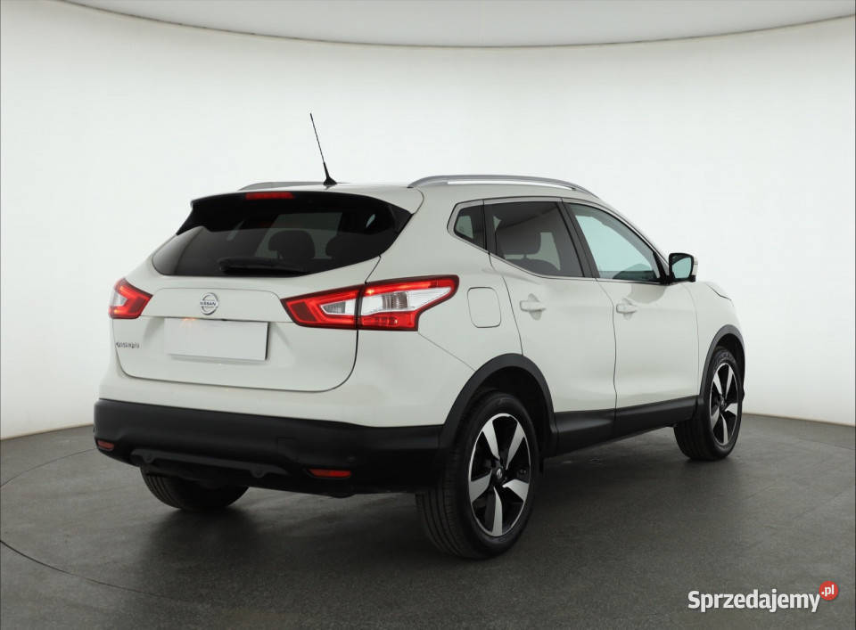 Nissan Qashqai 12 DIGT kamera cofania