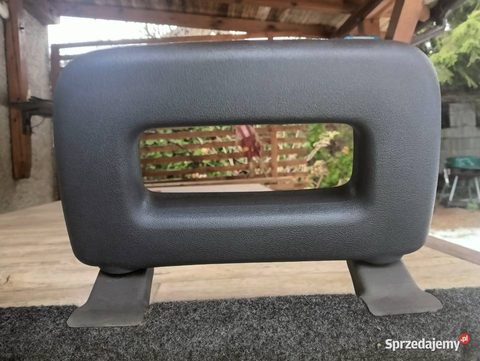 Zagłówek tylnej kanapy Fiat 126p Zagłówki