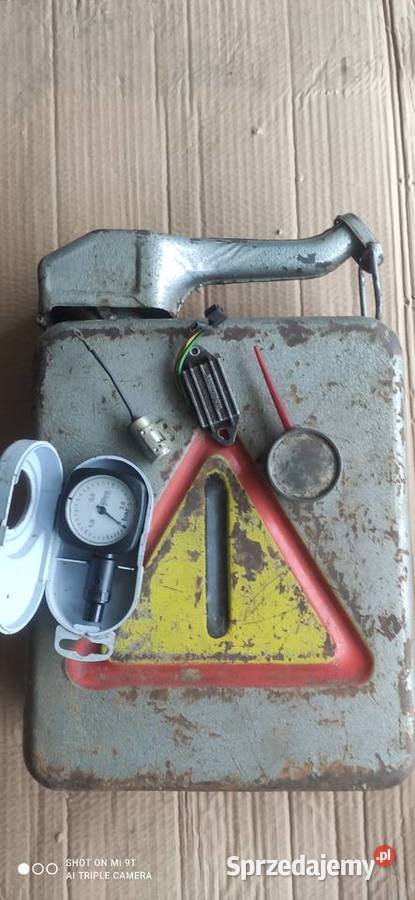 Kanistry pompka inne Zabrze sprzedam