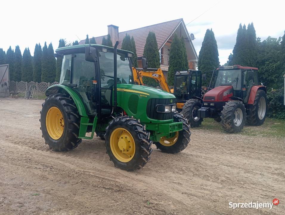 JOHN DEERE 5070M Racławice