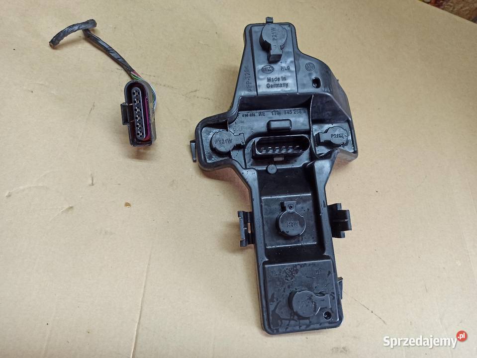 WKŁAD LAMPY VW TOURAN I PRAWY TYŁ 1T0945258D prawe dolnośląskie Bolesławiec