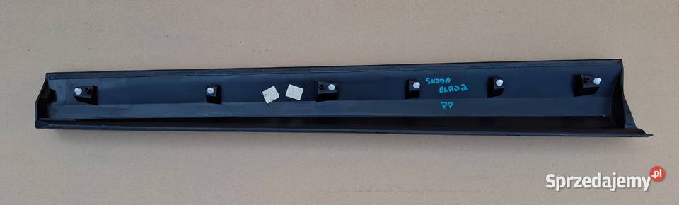 SKODA ELROQ LISTWA NAKŁADKA DRZWI PRAWY PRZÓD