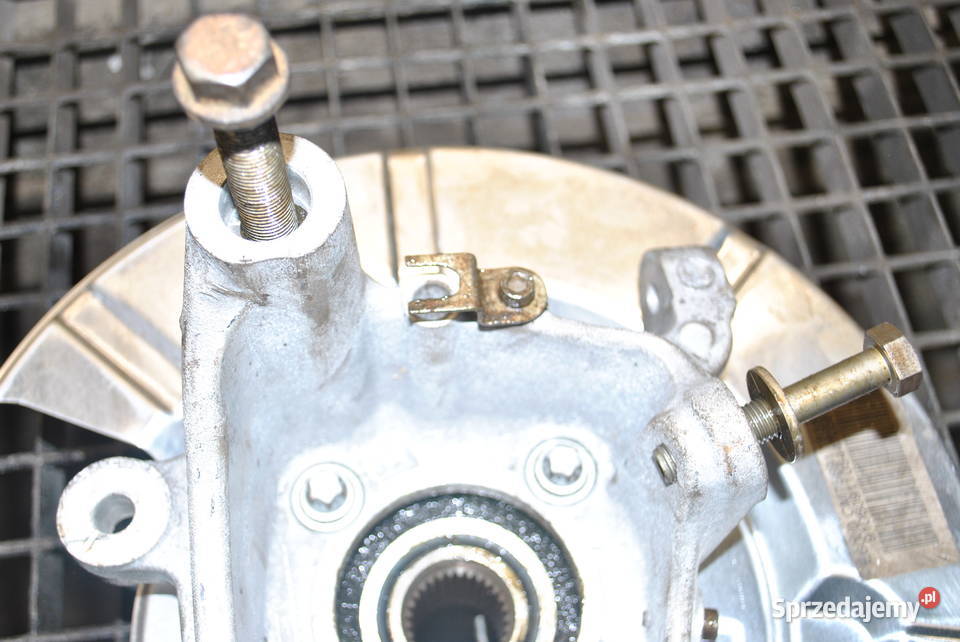 Zwrotnica lewa tylna BMW E60 E61 E60 LCI E61 LCI Zwrotnice śląskie Poręba sprzedam