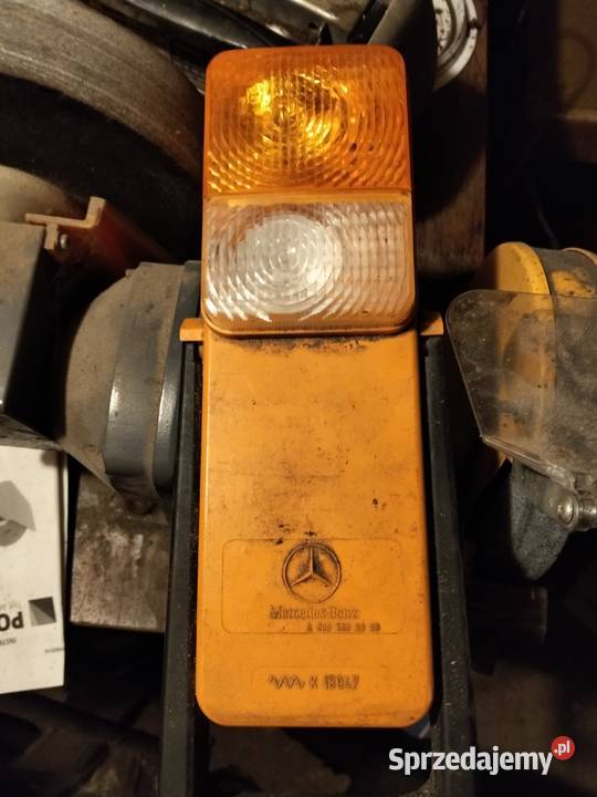 Lampa ostrzegawcza Mercedes Pozostałe Gumieniec