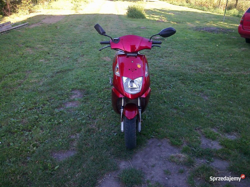 SKUTER DAELIM 50 Radziechowy