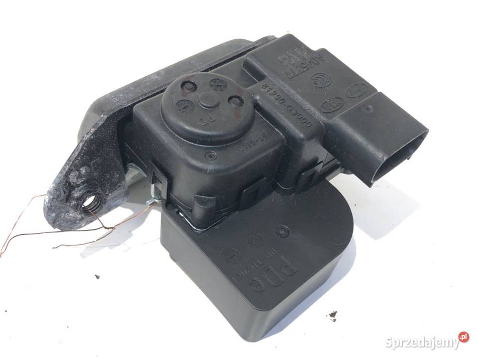 ZAMEK KLAPY TYŁ HYUNDAI i30 Hatchback 81230G3000