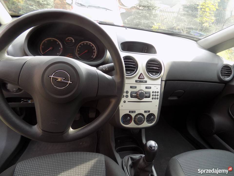 Opel Corsa d 13 cdti zadbana mały przebieg świętokrzyskie Sędziszów