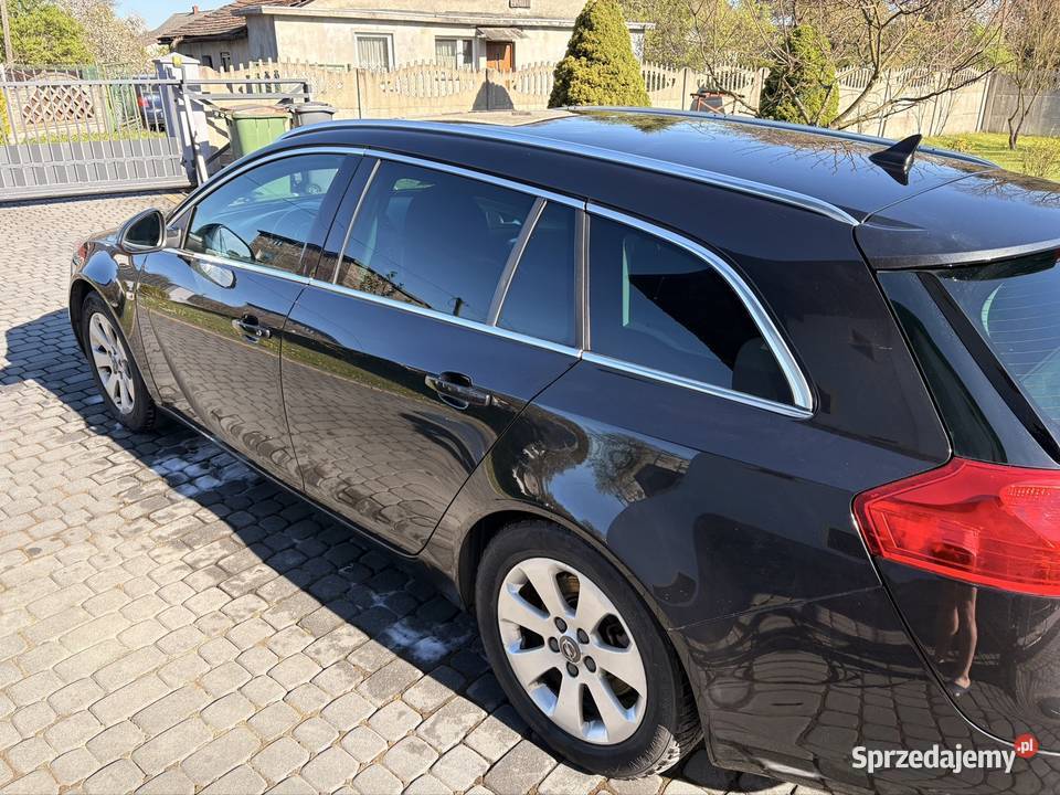 Opel Insignia A Sports Tourer 2010 20 CDTI Okleśna