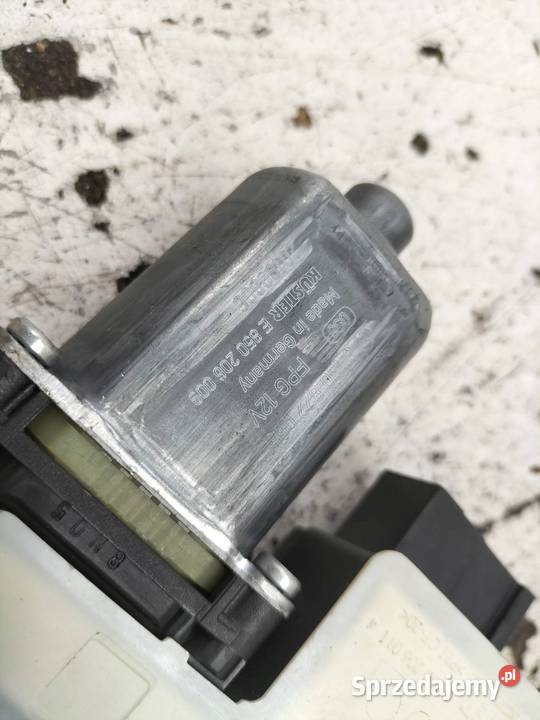 MECHANIZM SZYBY PRAWY PRZÓD 2Q2959882 Skoda