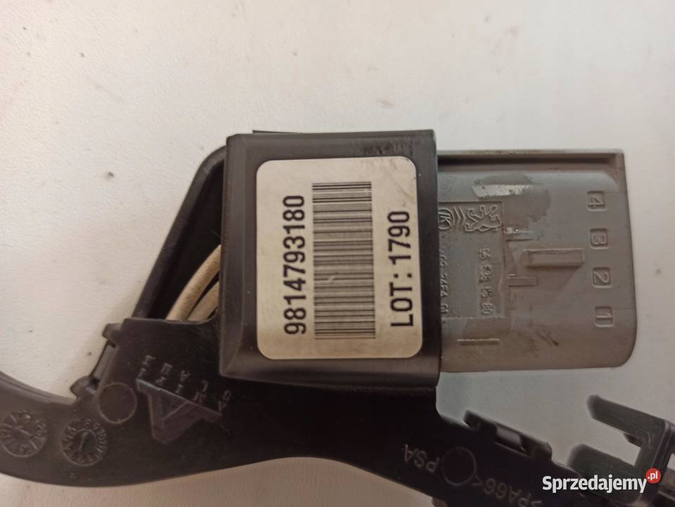 LISTWA ŚWIEC BERLINGO IV 9814793180 Materiały instalacyjne
