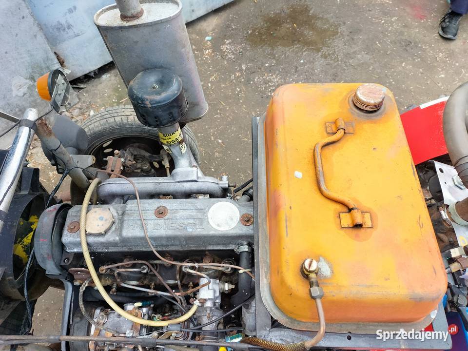 SAM PAPAJ ES TRAKTOR CIAPEK SAMORÓBKA