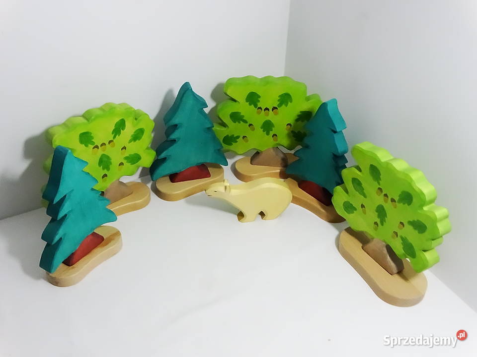 Zestaw drewnianych figurek marki Holztiger las z lubelskie Biłgoraj