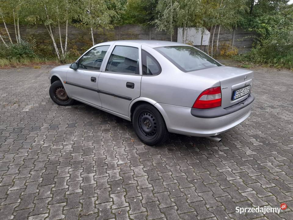 Fajna Vectra B1998 r16 BenzWaż OpłMożZamiany Zduńska Wola