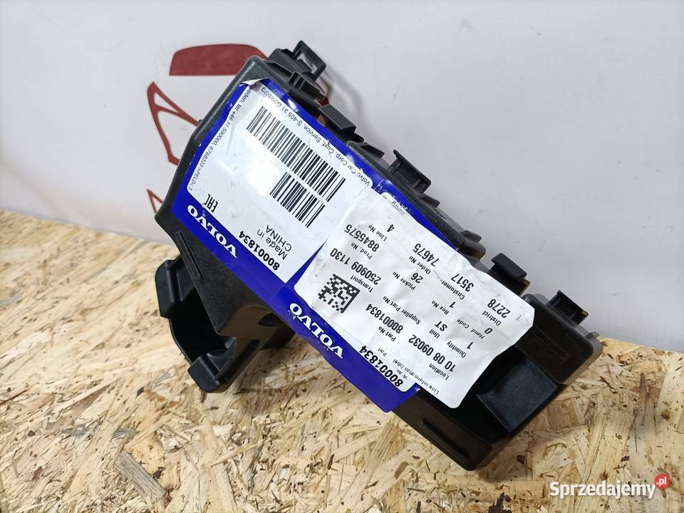 VOLVO EX30 23 ŚLIZG MOCOWANIE ZDERZAKA PRAWY TYŁ Pleszew