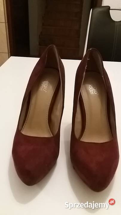 Śliczne czółenka bordowe na szpilce 38 Boguchwała