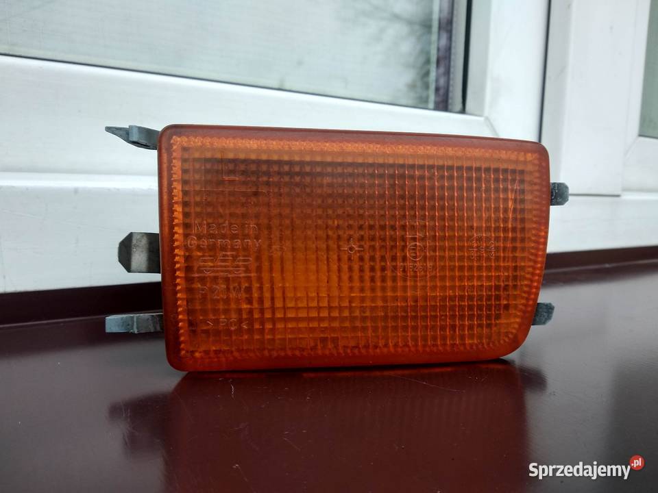 VW Golf MK3 III Vento kierunkowskaz kierunki osobowe Sieradz