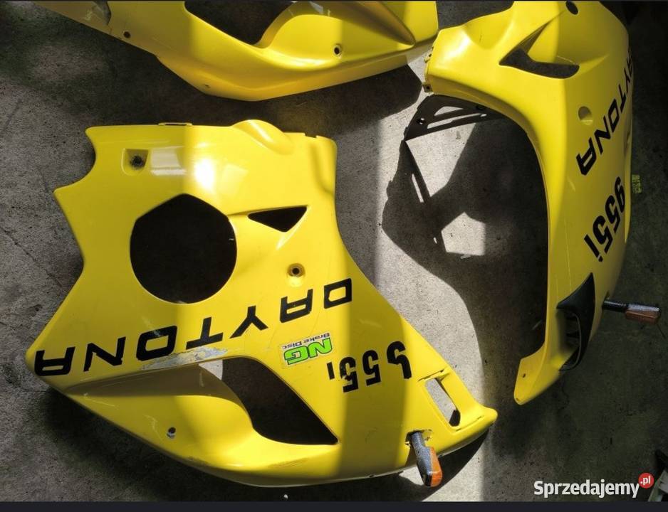Triumph Daytona 955i Plastiki owiewki kolektor łódzkie Plecka Dąbrowa