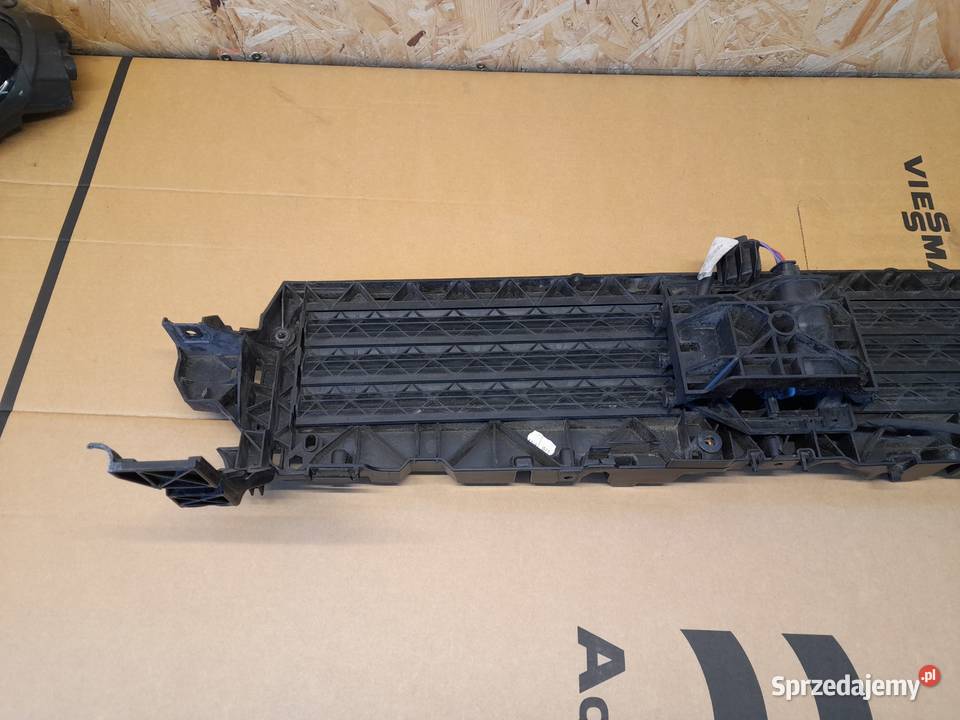 Audi A4 B9 KIEROWNICA POWIETRZA ŻALUZJA sprzedam