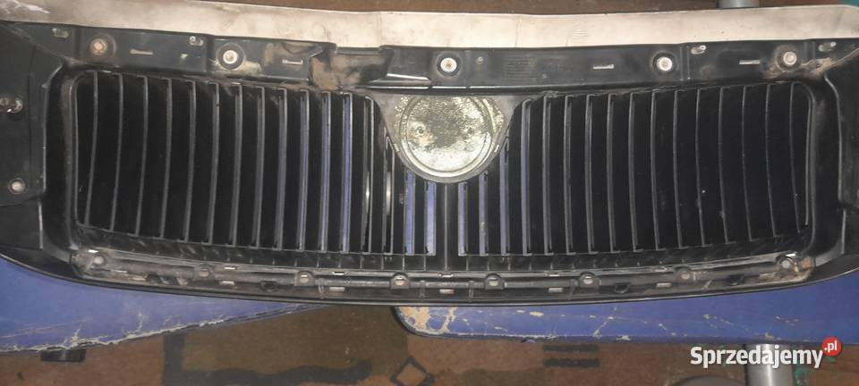 Grill Skoda Superb MK1 kod lakieru 9910 Karoseria Gózd sprzedam