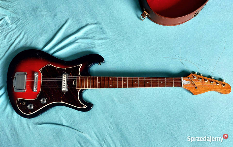 Japońska Teisco Hertiecaster 1960 sunburst Wiązów
