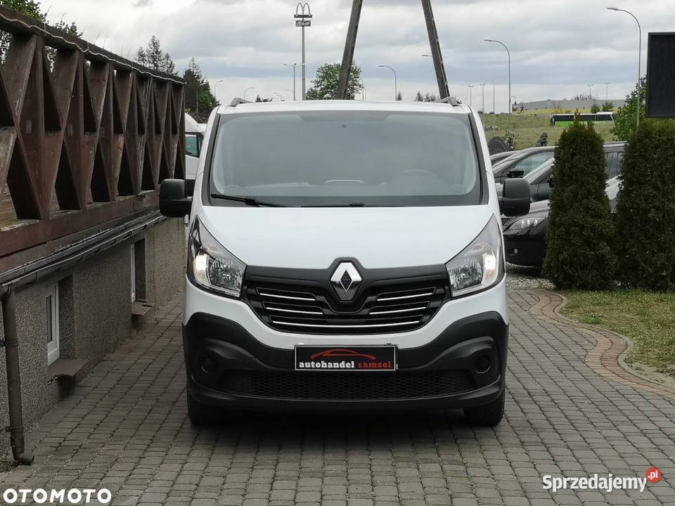 brygadówkRenault Trafic III 16 L1H2 6 isofix Mrągowo