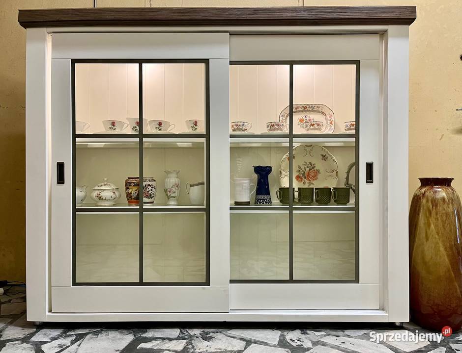 Nowoczesna witryna podświetlana w stylu opolskie sprzedam