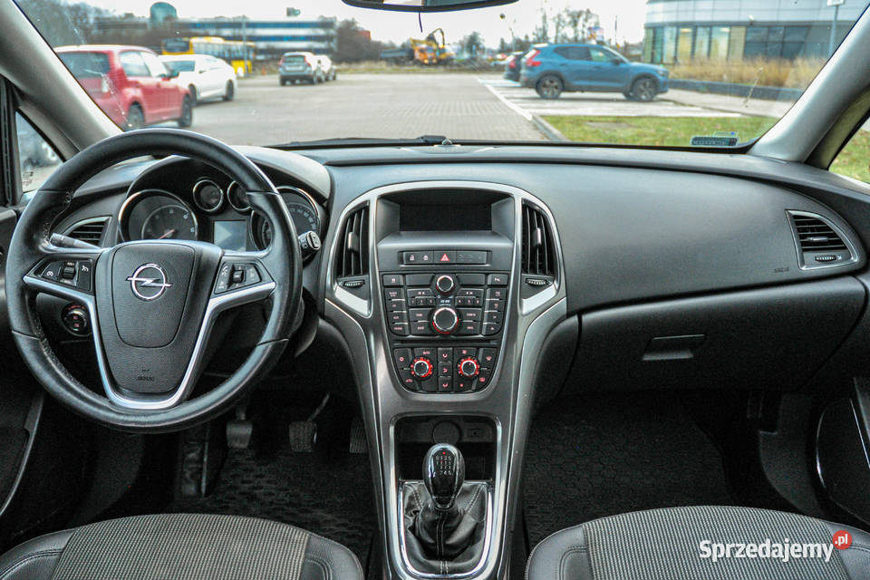 Opel Astra J 17CDTI 2011 r Wrocław sprzedam