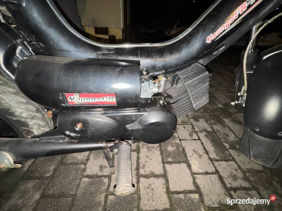 Motorower sprzedam nieuszkodzony Motocykle, skutery, quady Rzędowice