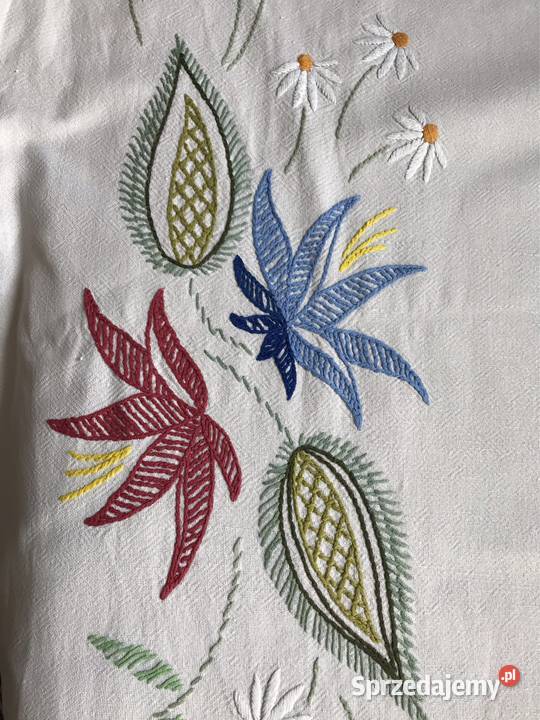Biały obrus vintage ręcznie haftowany liście Warszawa