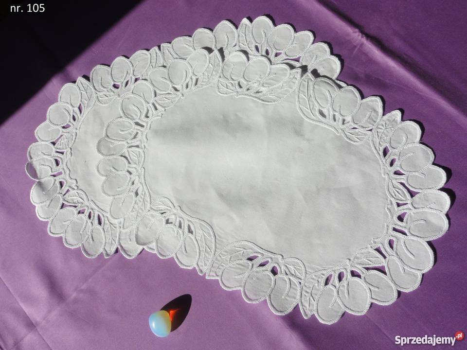 Seretki bieżniki białe wyszywane ręcznie haftem Lublin sprzedam