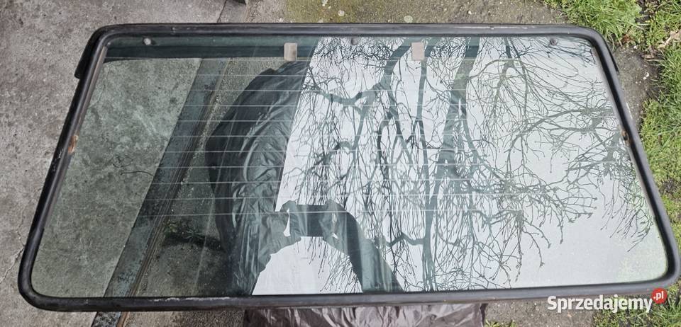 VW Golf II szyba tył z lotką oryginał Racibórz