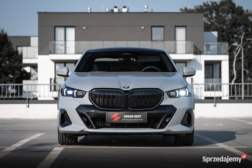 Wypozyczalnia samochodów Wynajem BMW serii 5 G60 mazowieckie Warszawa wynajem auta