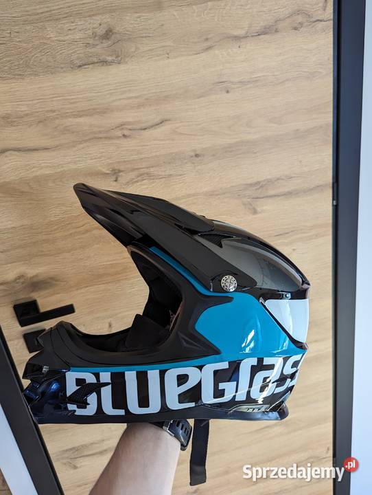 Sprzedam kask Bluegrass idealny stan rM Uniejów