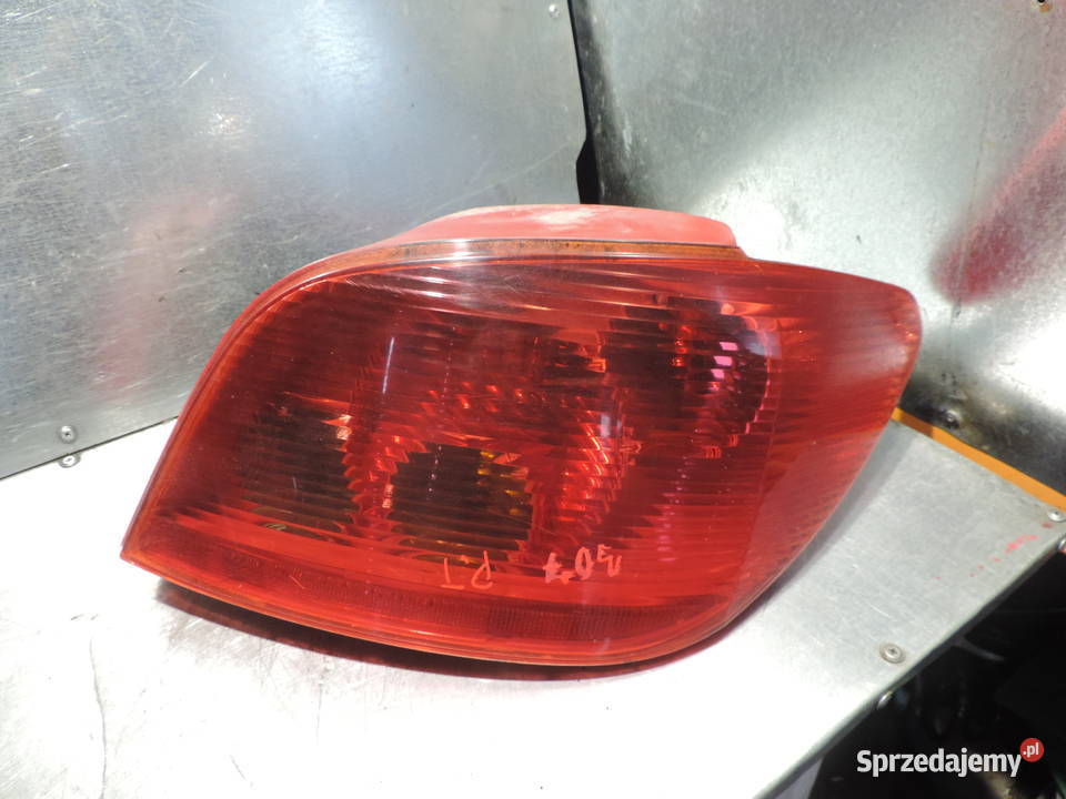 PEUGEOT 307 HB LAMPA PRAWY TYŁ osobowe Nowy Sącz