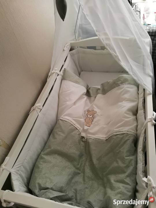 Łóżeczko bujane na kółkach małopolskie