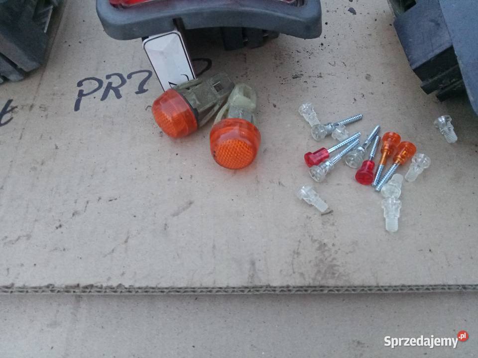 Fiat 126p lampy tylne Stalowa Wola