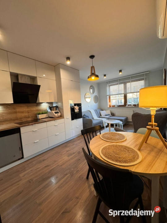 Nowoczesne i komfortowe mieszkanie 4 pokojowe Mieszkania Wrocław