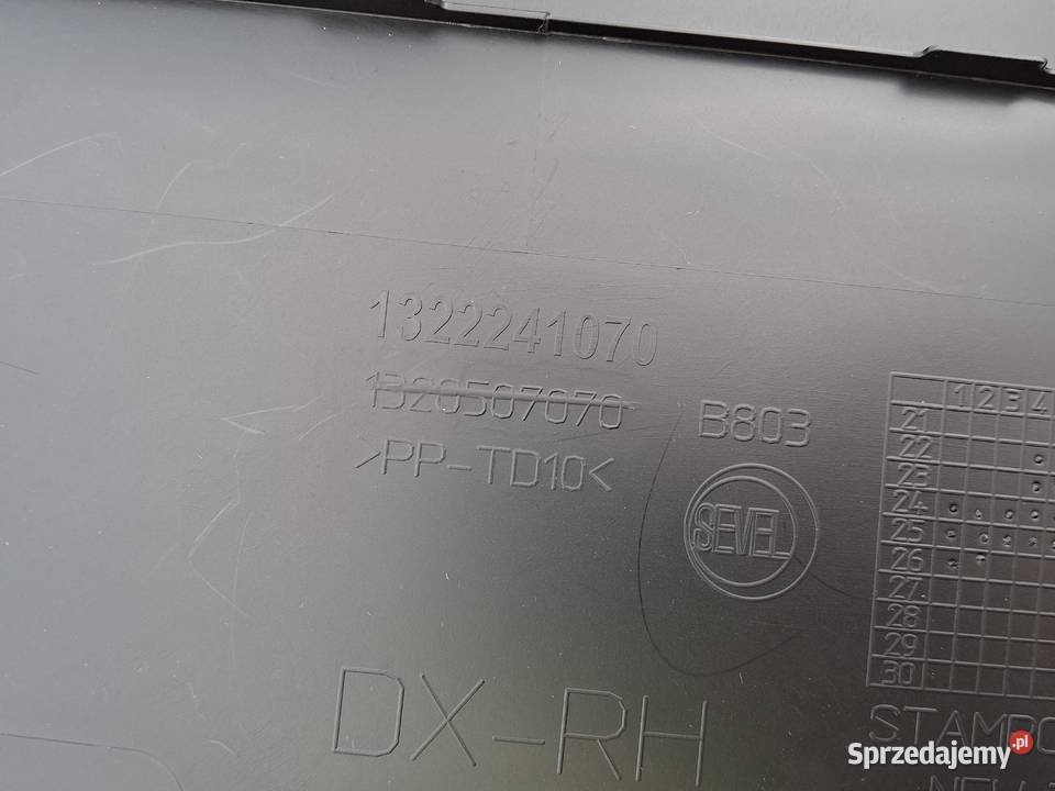DUCATO MAXI MOVANO BOXER JUMPER LISTWA BOCZNA Bieleń