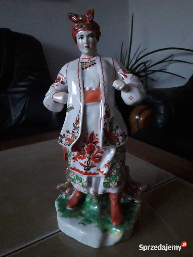 Porcelanowa figurka Odarka Korosten Ukraina Porcelana i szkło lubelskie Janów Lubelski sprzedam
