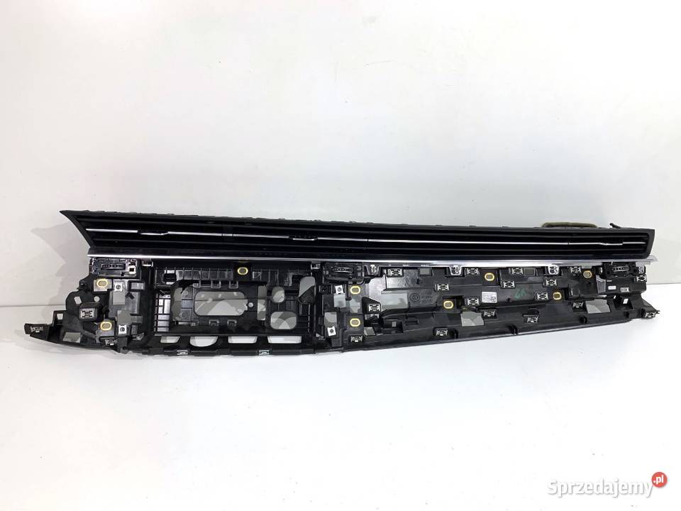 KRATKA NAWIEWU PRZÓD AUDI Q8 4M8820902 SUV