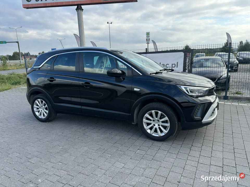Opel Crossland czarny
